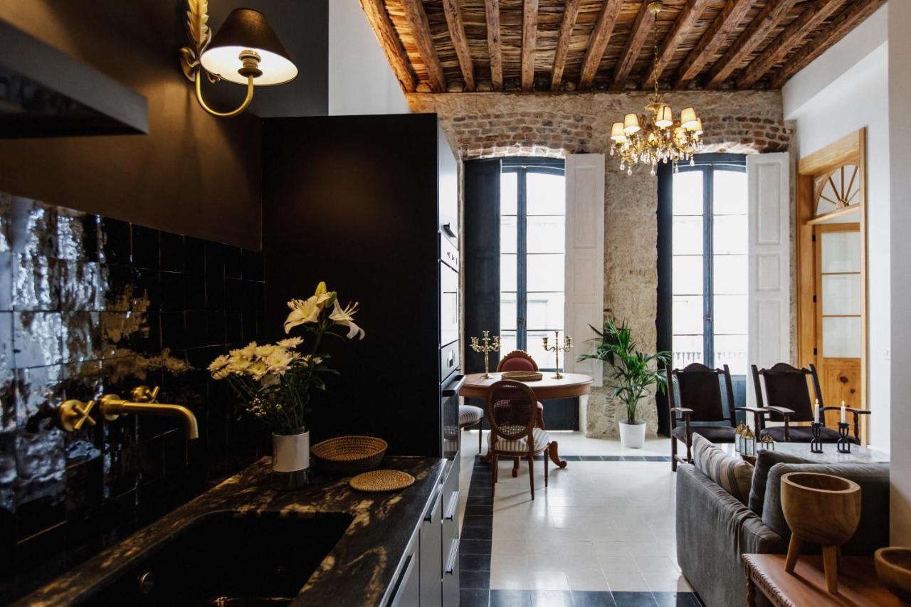 La Colonial Suites Apartamentos De Lujo Лас-Пальмас-де-Гран-Канария Экстерьер фото