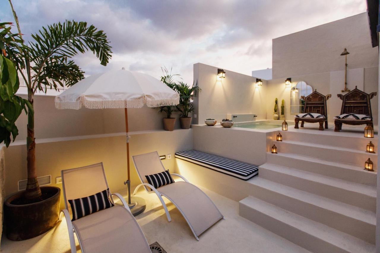 La Colonial Suites Apartamentos De Lujo Лас-Пальмас-де-Гран-Канария Экстерьер фото