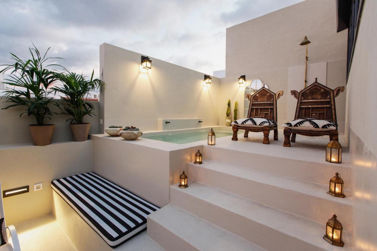 La Colonial Suites Apartamentos De Lujo Лас-Пальмас-де-Гран-Канария Экстерьер фото